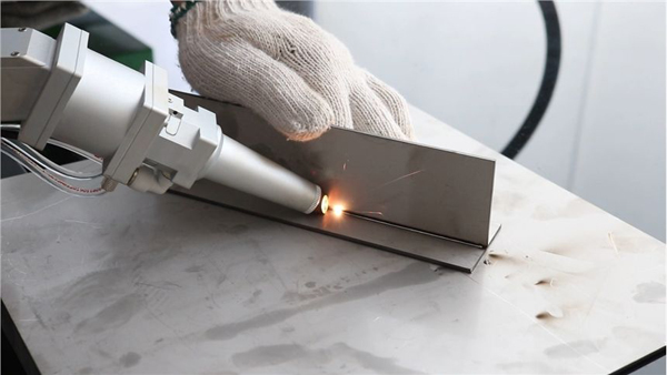 621c6ef12dac2.jpg 01.jpg